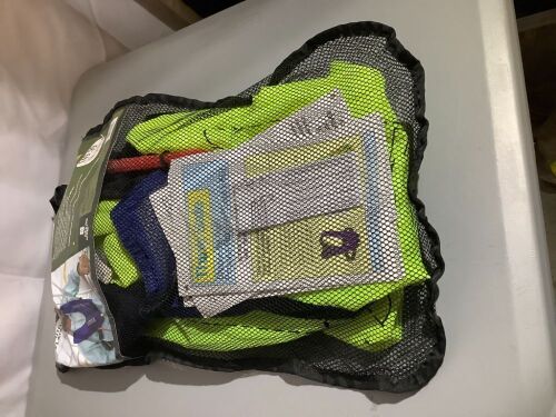 Automatic/Manual Inflatable Life jacket, Not Tested, Ecommerce Return - Lot 333
