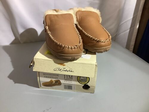 Bob Timberlake Moosehide Venetion, Men's 11, Ecommerce Return - Lot 364