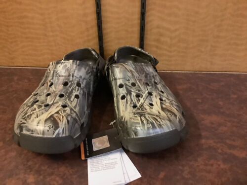 Crocs, Men's 11, Appears New - Lot 365