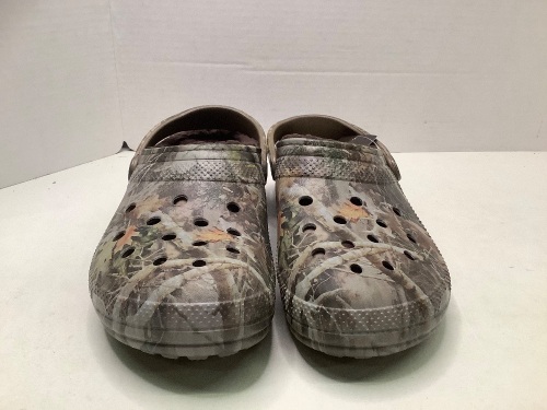 Crocs, Men's 10, Appears New - Lot 367