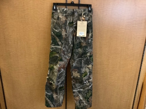 Red Head Youth's Silent Hide Pant, Large, Appears New - Lot 544
