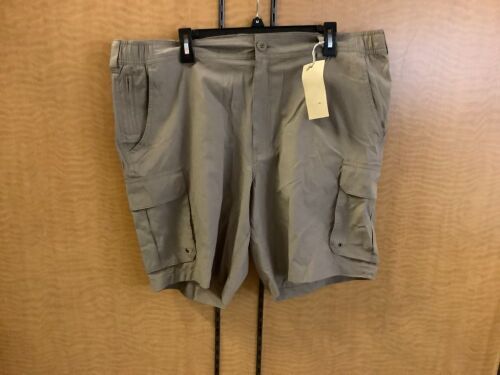 Red Head Men's Shorts, 32, Appears New - Lot 560