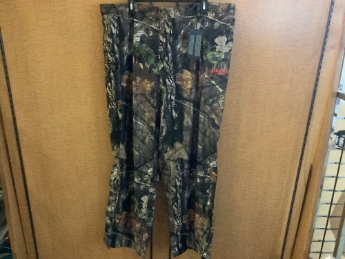 Red Head Squaltex Pant, 2XL, Appears New - Lot 602