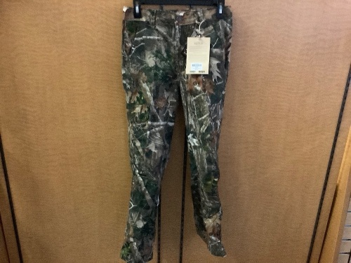 Red Head Youth Silent Hide Pant, XLarge, Appears New - Lot 609