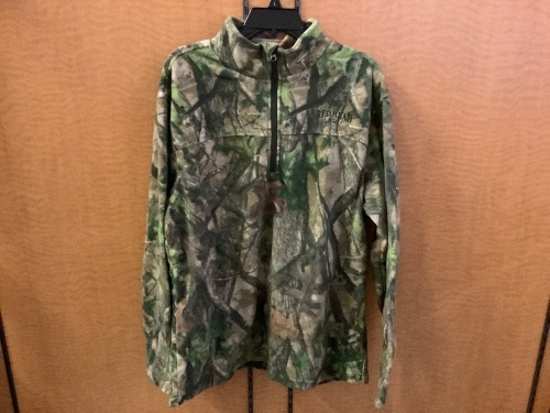 Red Head Large 1/4 Zip Fleece Pullover, Appears New - Lot 624