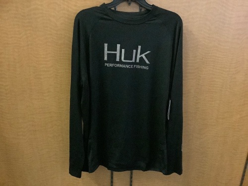 HUK Pursuit Vented Long Sleeve Shirt, Large, Appears New - Lot 662