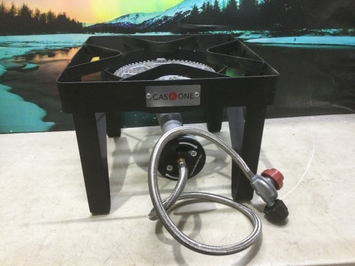 GasOne Square Heavy Duty Single Burner Outdoor  Gas Stove  - Lot 136