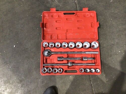 21 Piece Socket Wrench Set - Lot 319