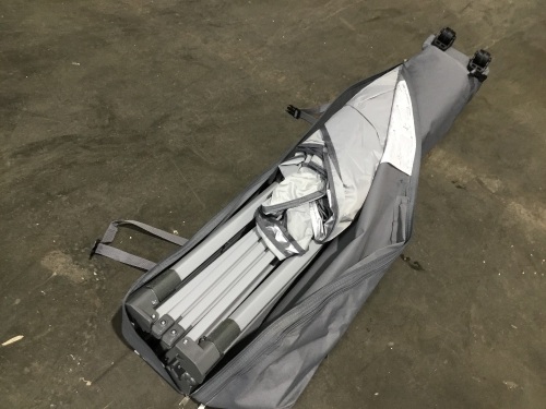 10' x 10' Pop Up Instant Canopy  - Lot 597