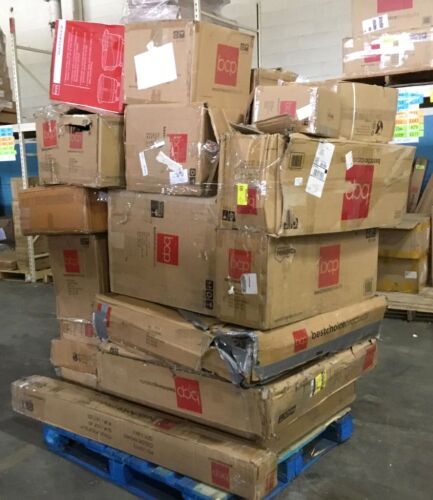 Salvage Pallet. Items Will Be Broken and Incomplete.  - Lot 783