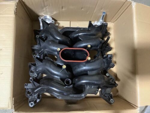 Upper Intake Manifold for Ford - Lot 653