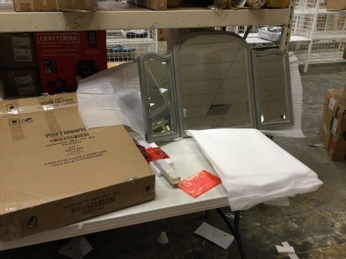 Pier1 Hayworth Collection Vanity Mirror. New - Lot 296