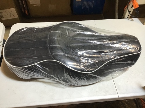 2-Up Driver Passenger Saddle Seat For Harley Sportster XL - Appears New - Lot 612