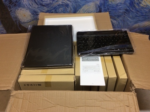 Lot of (18) Black Tablet Cases with Wireless Keyboards - Appear New - Lot 737