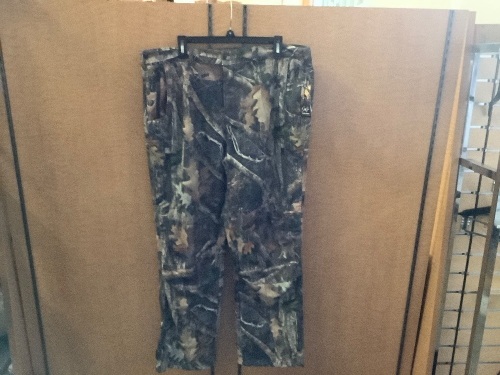 Lookout fleece Kanati Pant, 40, Classic Fit, Appears New - Lot 117