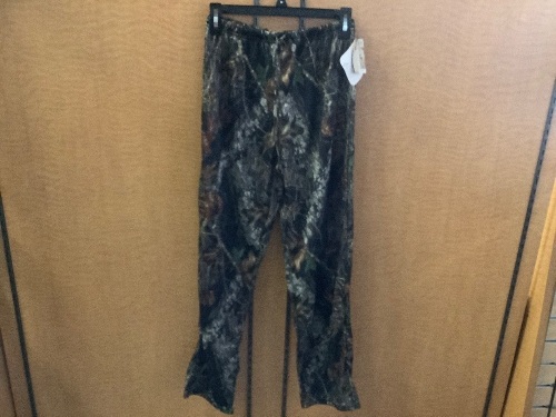 Wilderness Dreams, Lounge pant, Small, Appears New - Lot 179