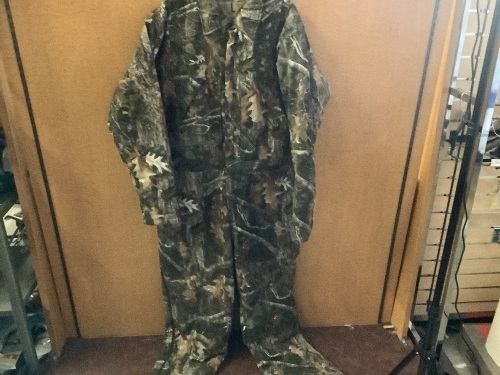 RedHead Silent Hide, large Coveralls, Appears New - Lot 202
