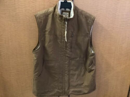 Red Head Sherpa lined Vest, Large, Appears New - Lot 348