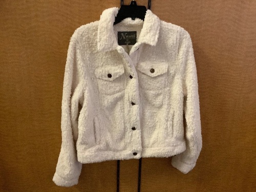 Natural Reflections Sherpa Jacket, Medium, Appears New - Lot 362