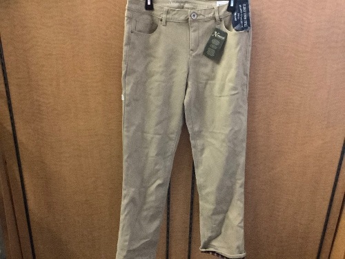 Natural Reflections Women's Pants, 10, Appears New - Lot 364