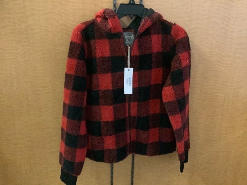 Natural Reflections, Ladies Medium, Appears New - Lot 388