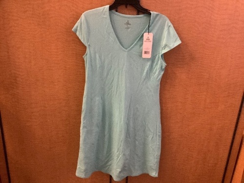 Ascend, Womens Angel Blue Dress, Appears New - Lot 409