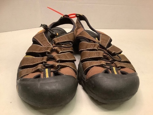 Keen Men's Sandals, 10.5, Ecommerce Return, Dirty/Scuffed - Lot 427