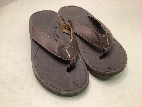 Cobian Men's Flip Flops, 11, Ecommerce Return, Dirty - Lot 471
