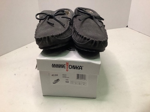 Minnetonka Men's Casey Charcoal Mocs, 9, Appears New - Lot 472