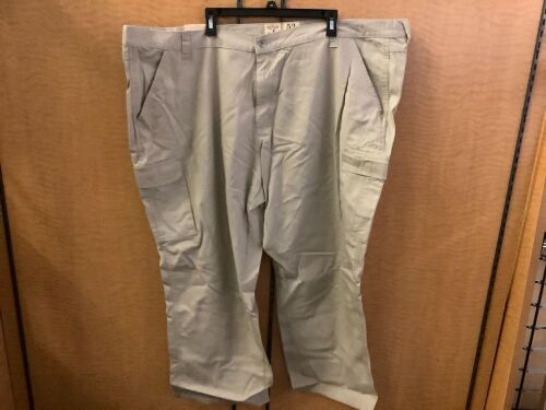 Red Head Men's Pants, 52x30, Appears New - Lot 478