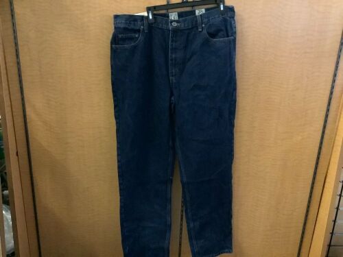 Red Head Men's Pants, 38x34, Appears New - Lot 508