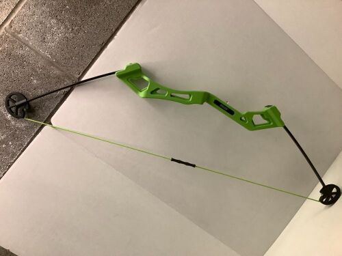 Bear Youth Bow, Ecommerce Return - Lot 516