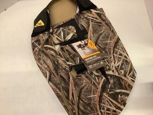 Browning Neoprene Vest, Large, Appears New - Lot 528