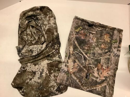 Lot of (2) Neck Gaiter, Ecommerce Return - Lot 530