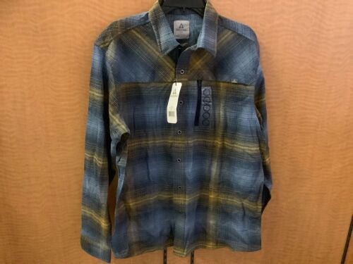 Ascend Men's Long Sleeve Shirt, Large, Appears New - Lot 668