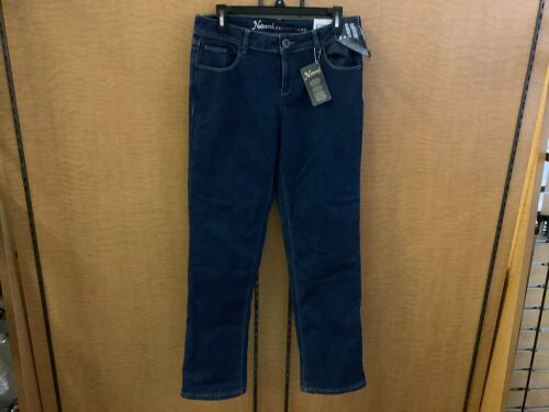 Natural Reflections Ladies 6, Appears New - Lot 698