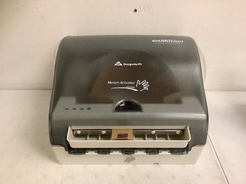 Georgia Pacific Touchless Towel Dispenser, New, Retail 69.90 - Lot 10