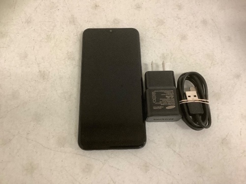 Samsung Galaxy A10e, Powers Up, E-Commerce Return - Lot 24