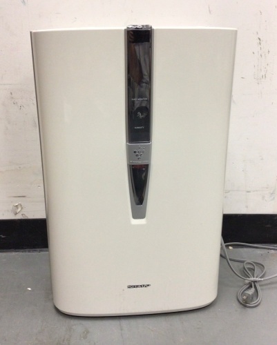 Sharp Air Purifier, Powers Up, E-Commerce Return, Retail 649.99 - Lot 42