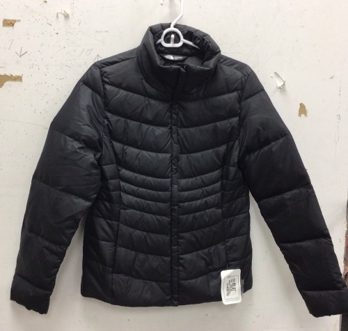 North Face Womens Jacket, M, E-Commerce Return - Lot 73