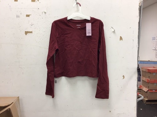 Large Opulent Red Long Sleeve Shirt, New with Tags - Lot 153