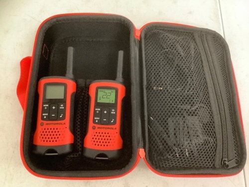 Motorola Rechargeable Two-Way Radios, Powers Up, E-Comm Return - Lot 173