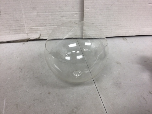 Box of 29 Glass Shades, E-Commerce Return - Lot 226