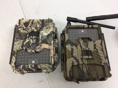 Lot of (2) Trail Cameras, Untested, E-Commerce Return - Lot 260