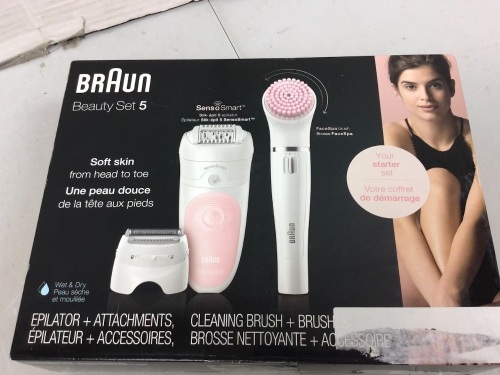 Braun Beauty Set, Brush Powers up, Shaver is Untested - Lot 276