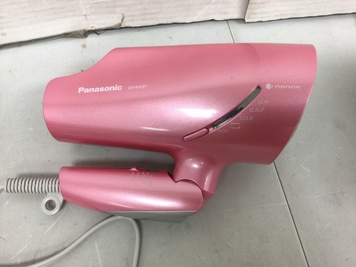 Panasonic Hair Dryer, Powers Up, E-Commerce Return - Lot 298