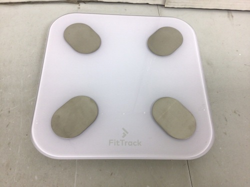 FitTrack Body Analysis Scale, Powers Up, E-Commerce Return - Lot 350