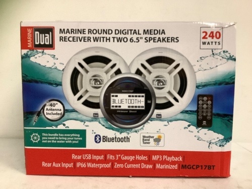 Marine Dual Media Reciever w/ 2 - 6.5" Speakers, E-Commerce Return - Lot 479