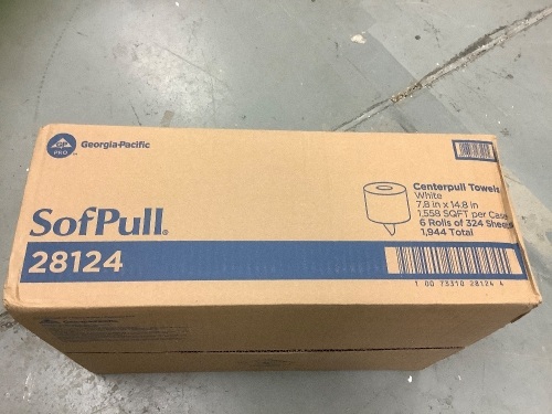 Centerpull Towels - Lot 575