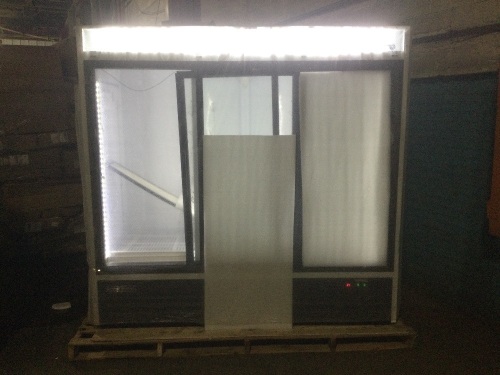 Central Exclusive 69K-123 Sliding Glass Door Merchandiser Refrigerator, 3 Doors - Lot 44
